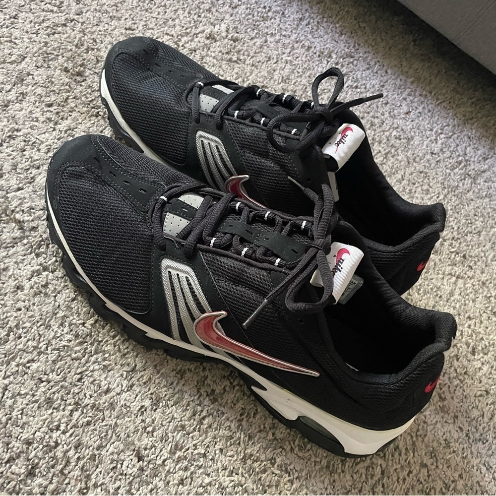NWT - Men’s Nike Air Tri Vis - Size: 13